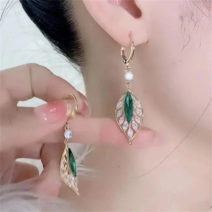 Feuille Brillante- Boucles d'oreilles pampilles en feuille de cristal